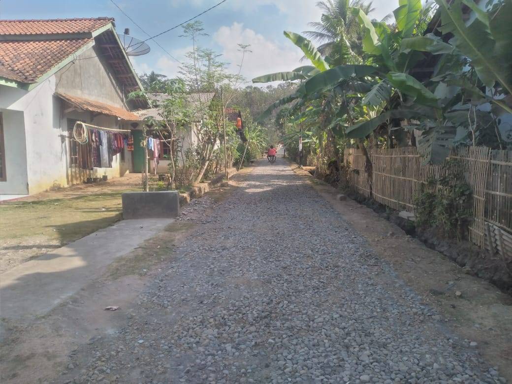 Pengaspala Jalan Rawa Gringging